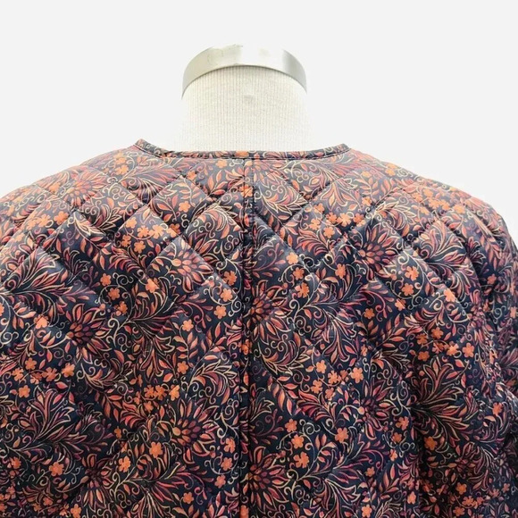 NWT CROFT & BARROW Women Button Down Quilted Vines Pattern Jacket Lightweight PM - Picture 10 of 15
